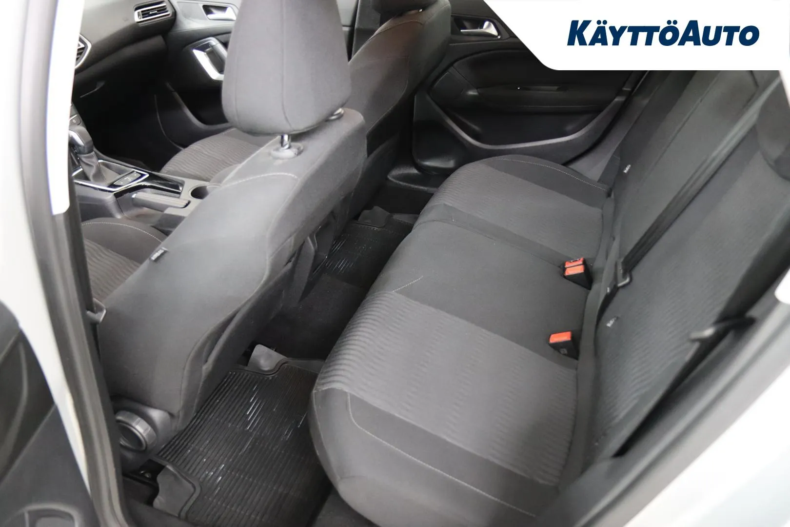 Peugeot 308 MMK-932 carousel image