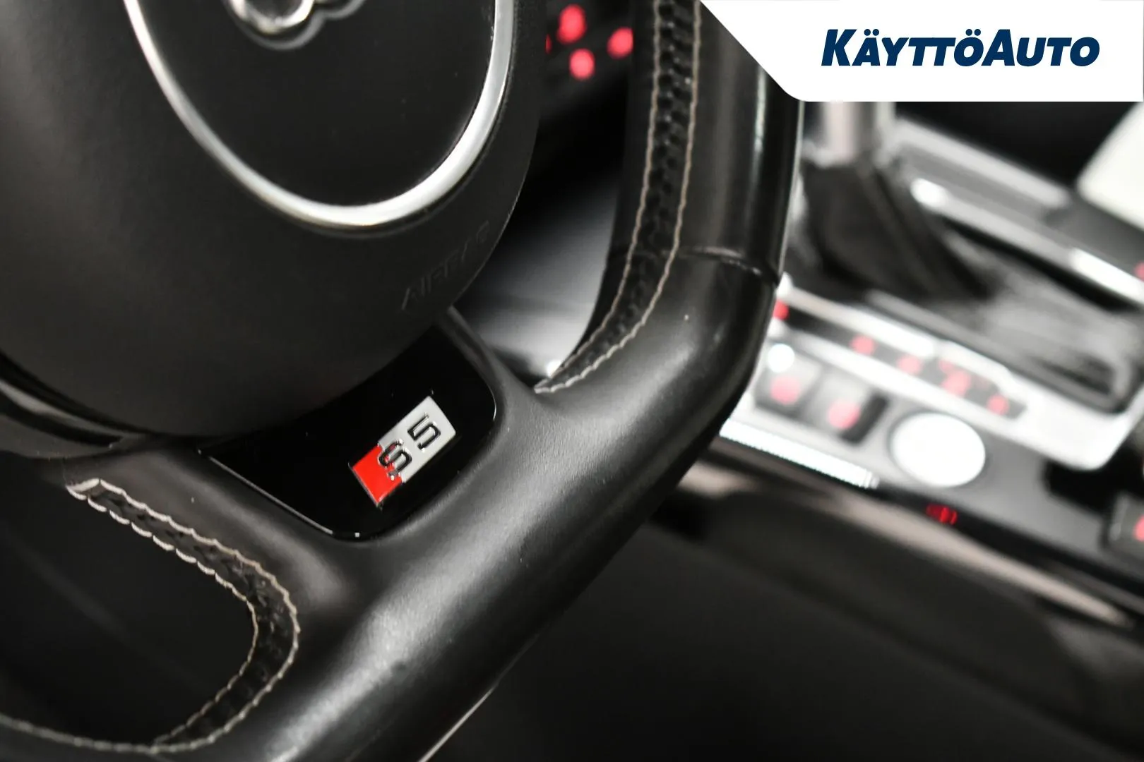 AUDI S5 LUZ-476 carousel image