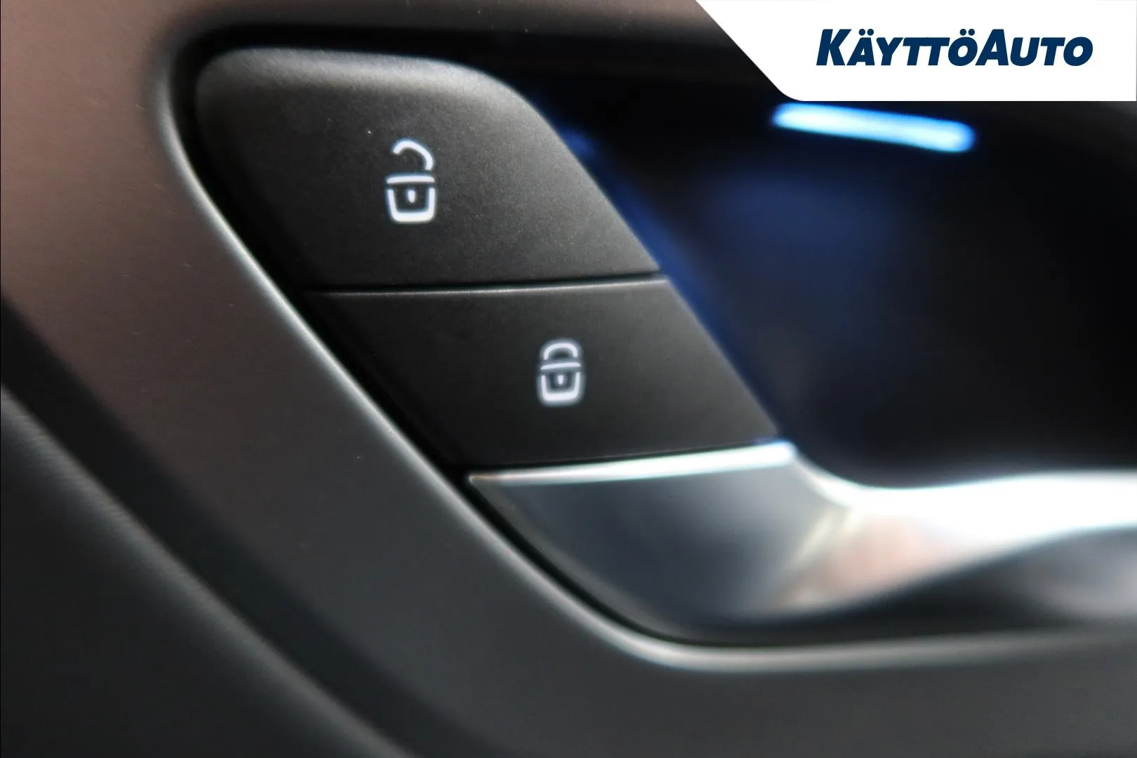 Mercedes-Benz CLA IPB-830 carousel image