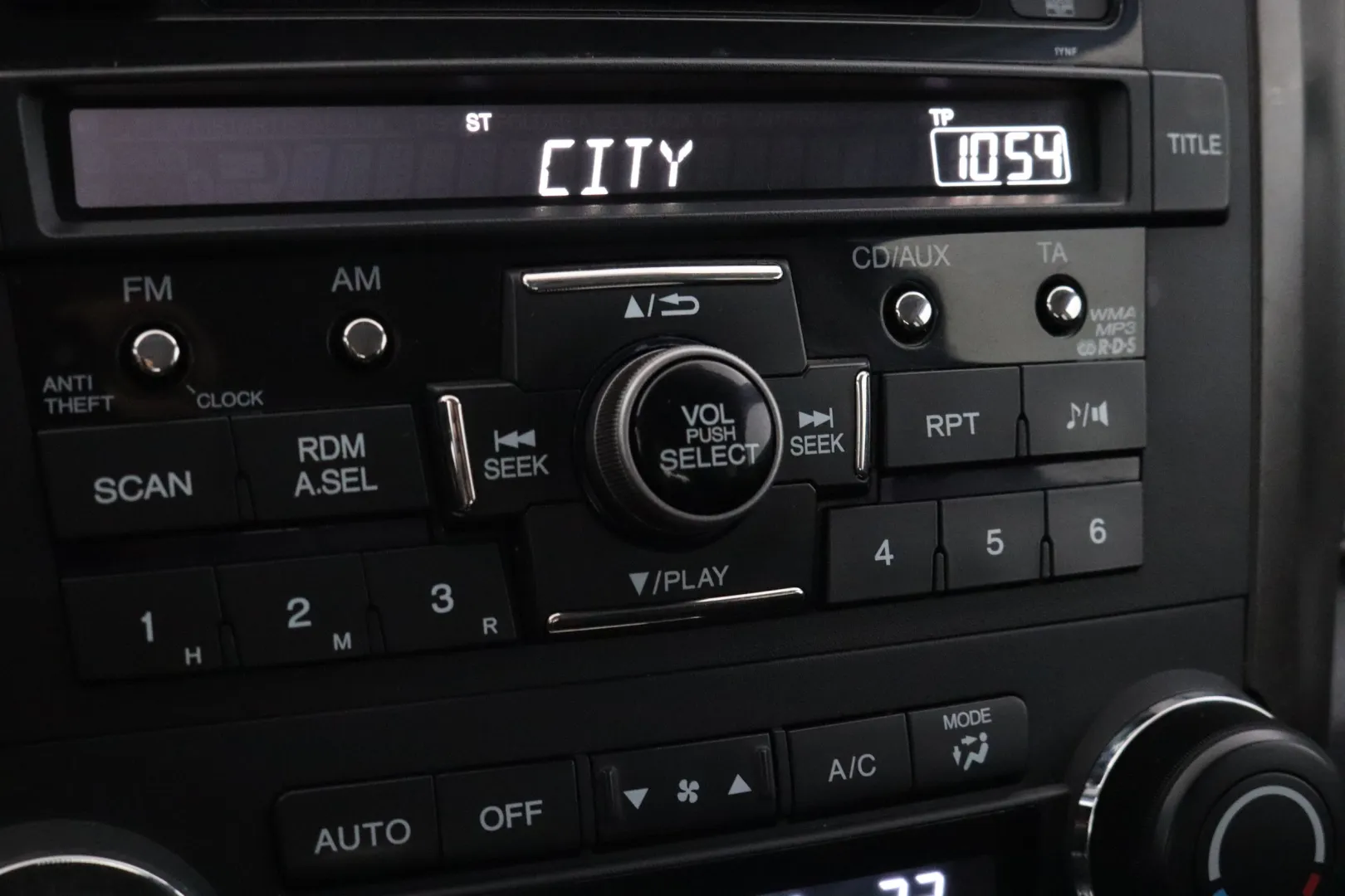 HONDA CR-V KRN-605 carousel image