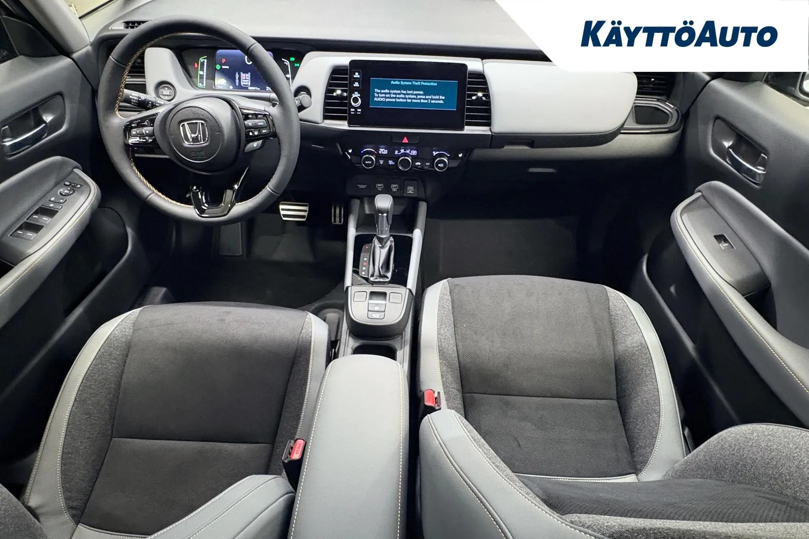 Honda Jazz COH-909 carousel image