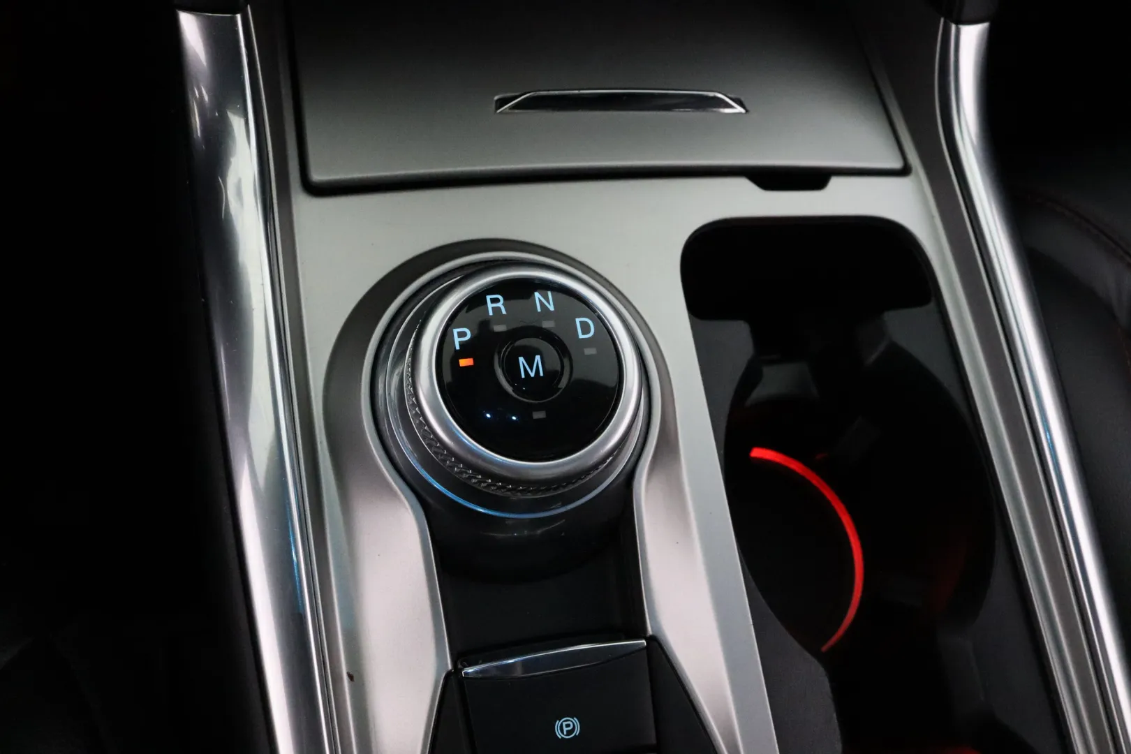 FORD Explorer KUH-707 carousel image