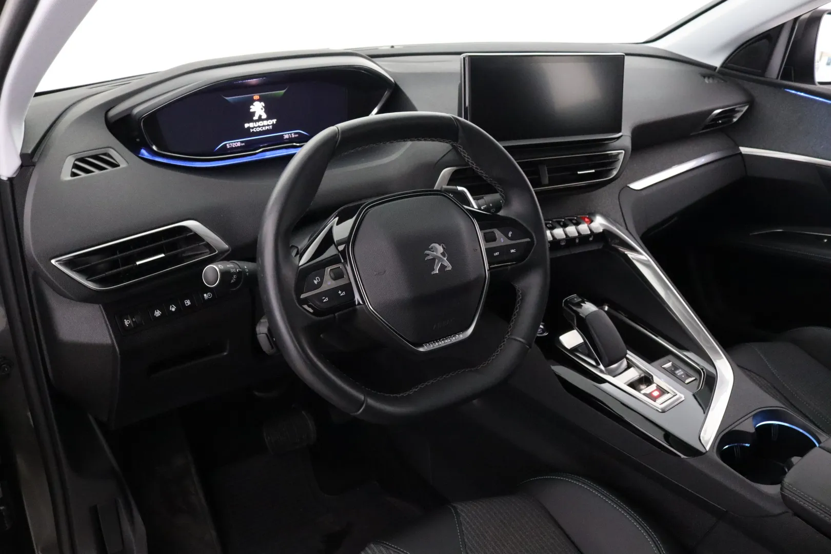 PEUGEOT 3008 SZE-848 carousel image