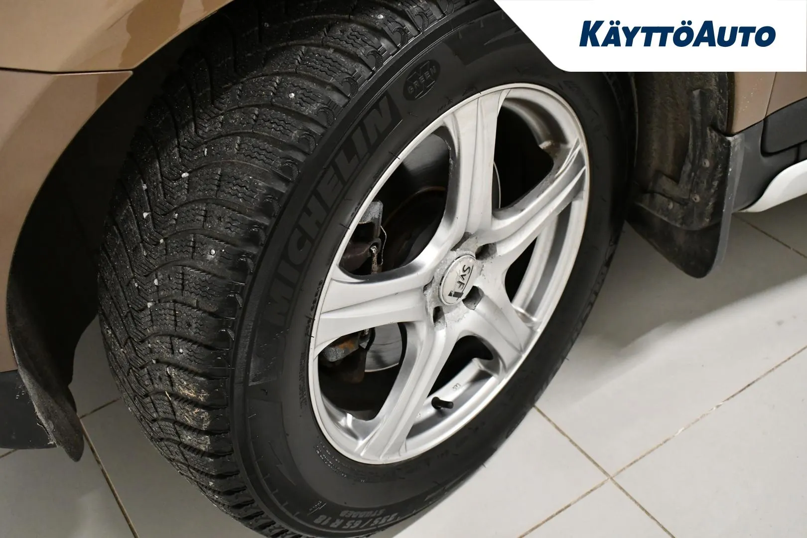 VOLVO XC60 CTI-207 carousel image