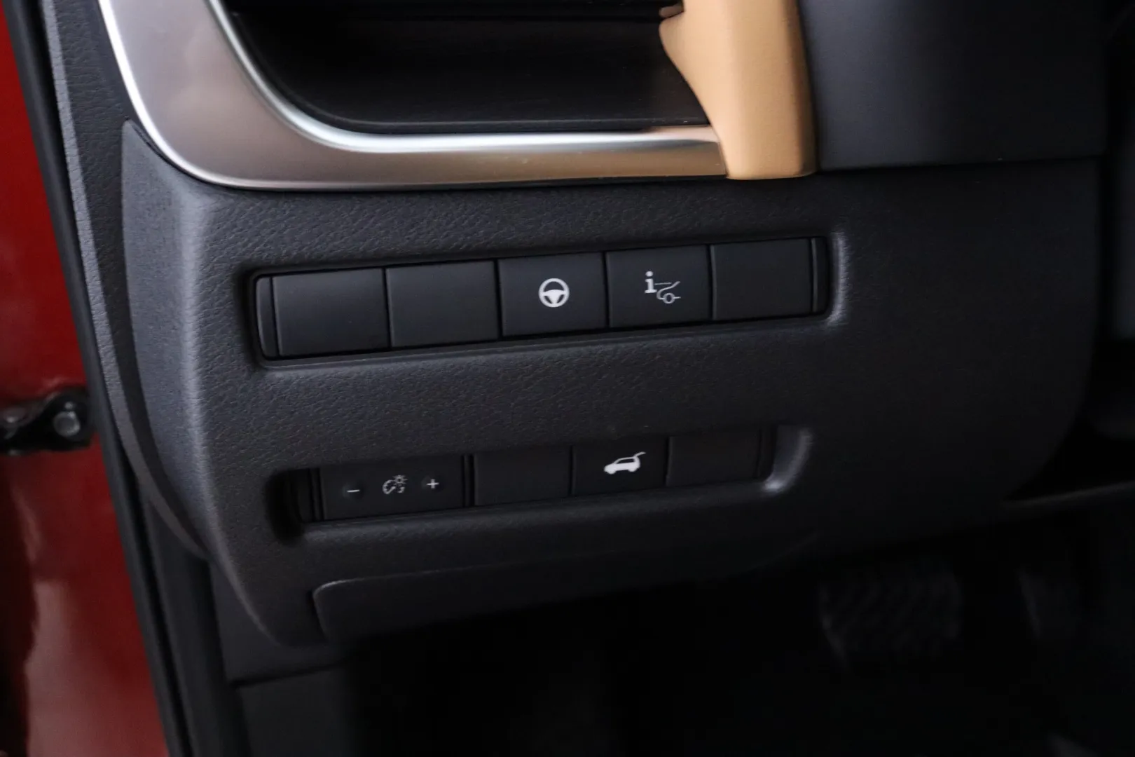 Nissan X-TRAIL MOP-374 carousel image