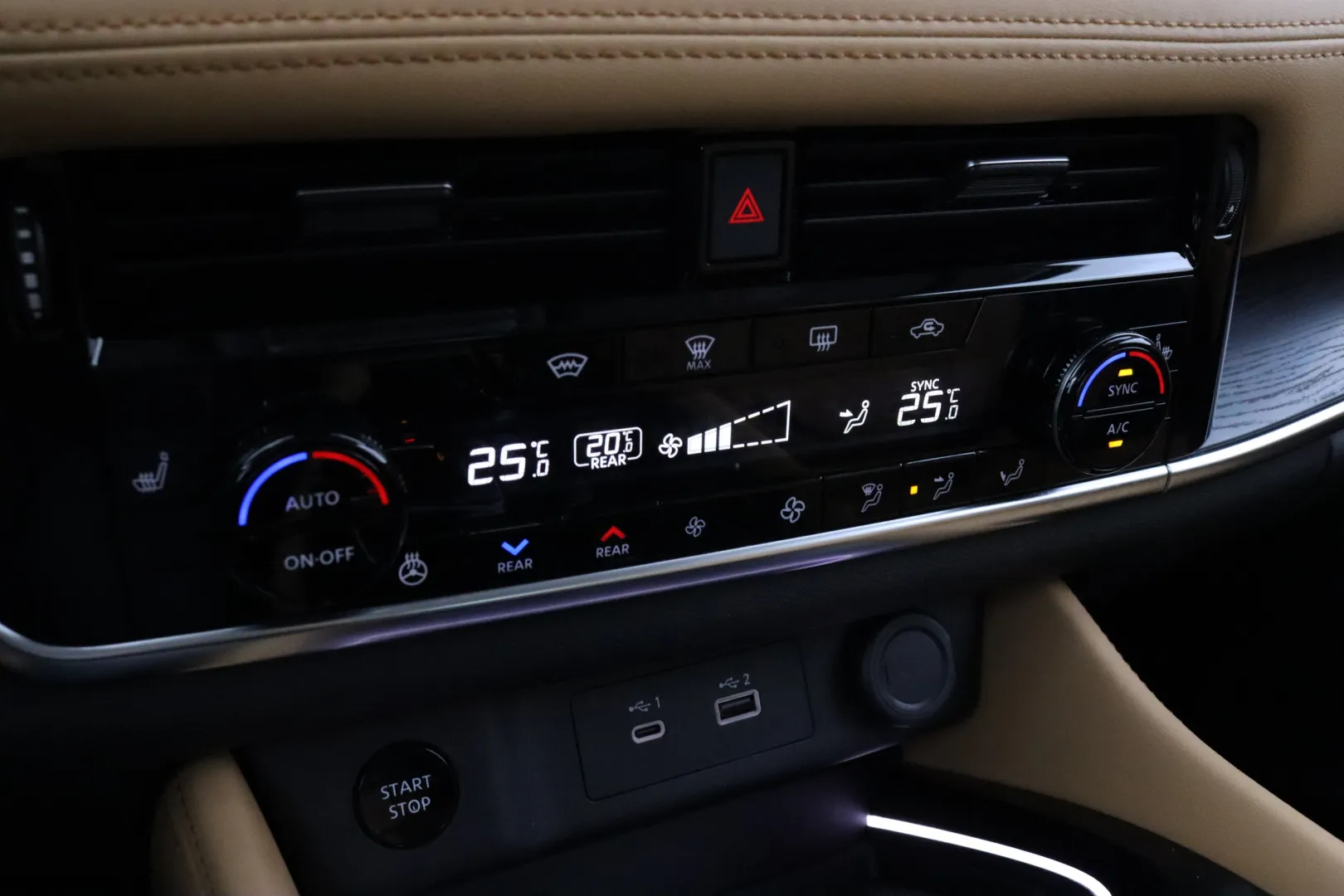 Nissan X-TRAIL MOP-374 carousel image