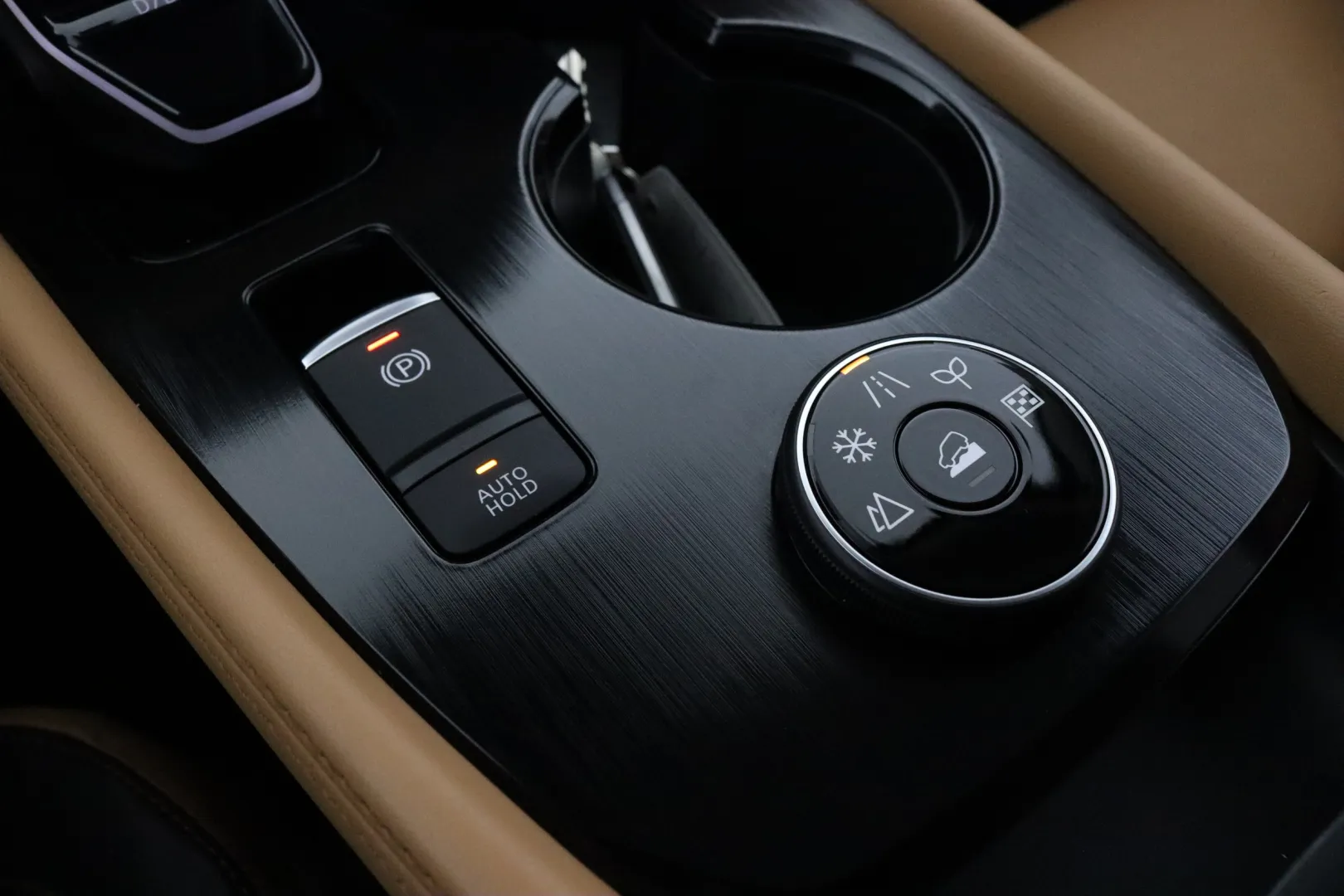 Nissan X-TRAIL MOP-374 carousel image