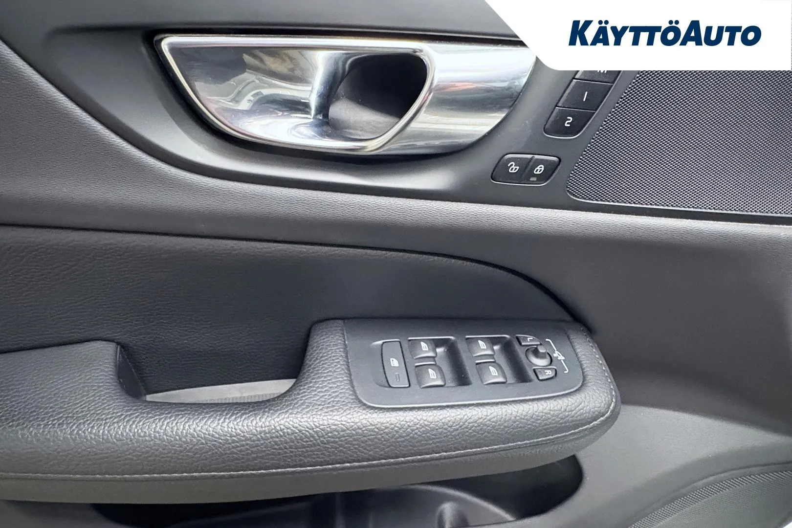 VOLVO V60 JMJ-556 carousel image