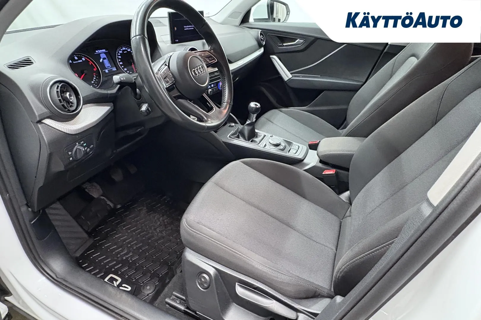 AUDI Q2 XVS-393 carousel image