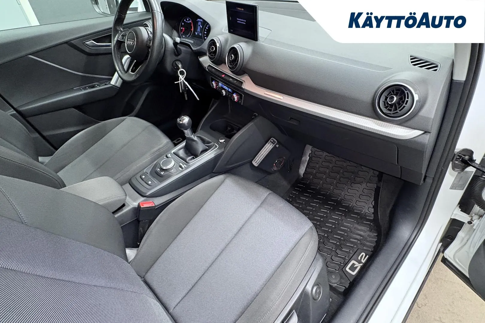 AUDI Q2 XVS-393 carousel image