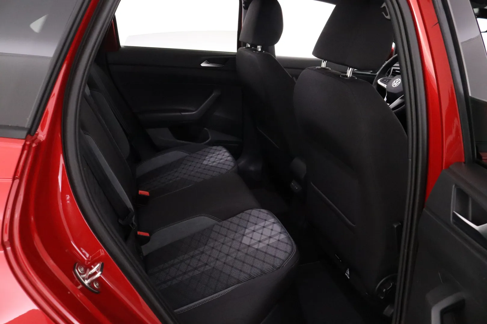 Volkswagen Taigo LTN-551 carousel image