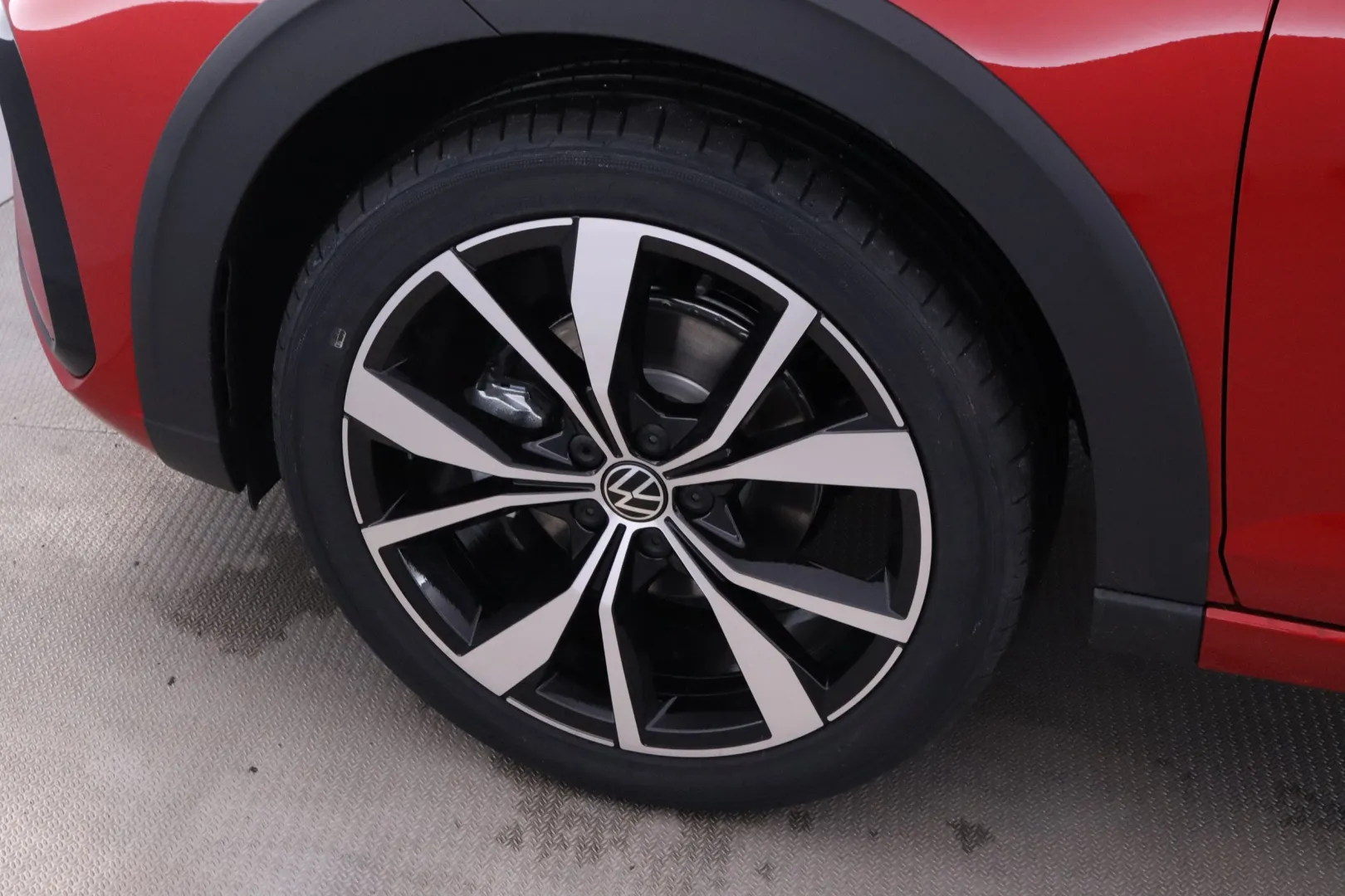 Volkswagen Taigo LTN-551 carousel image