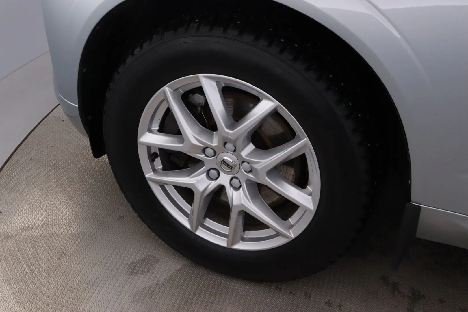 VOLVO XC60 RTX-725 carousel image