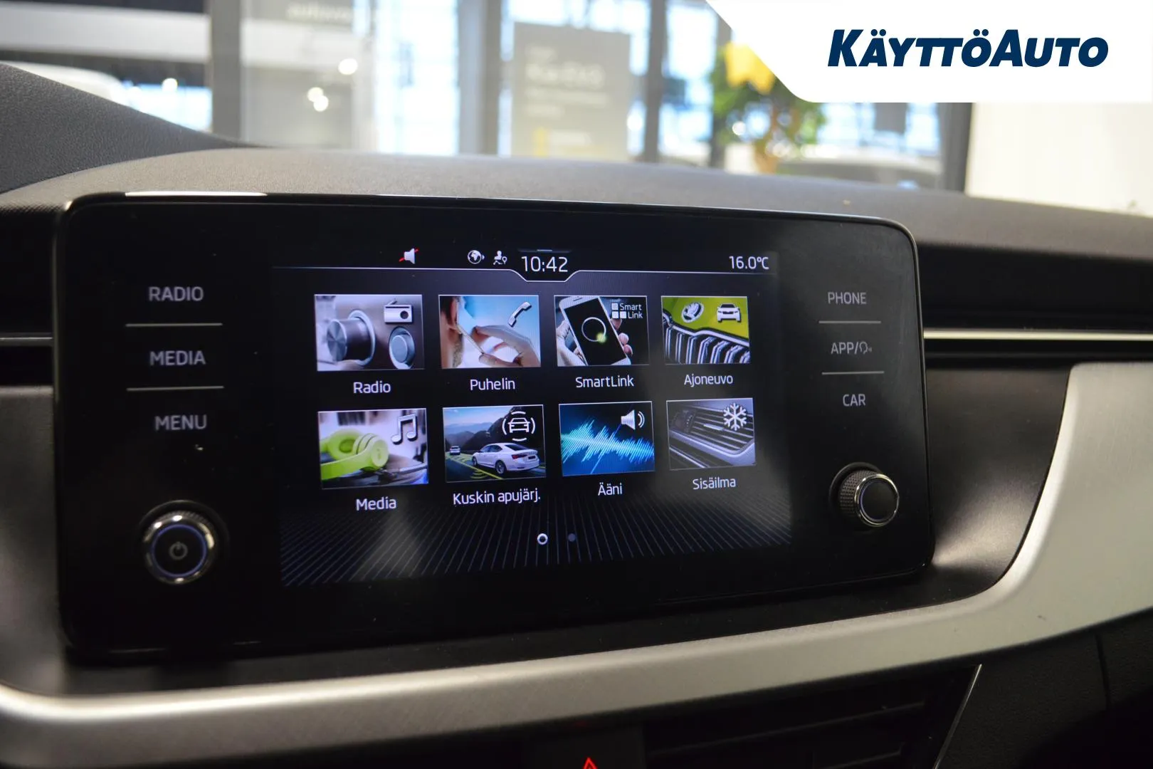 SKODA Kamiq CRO-410 carousel image