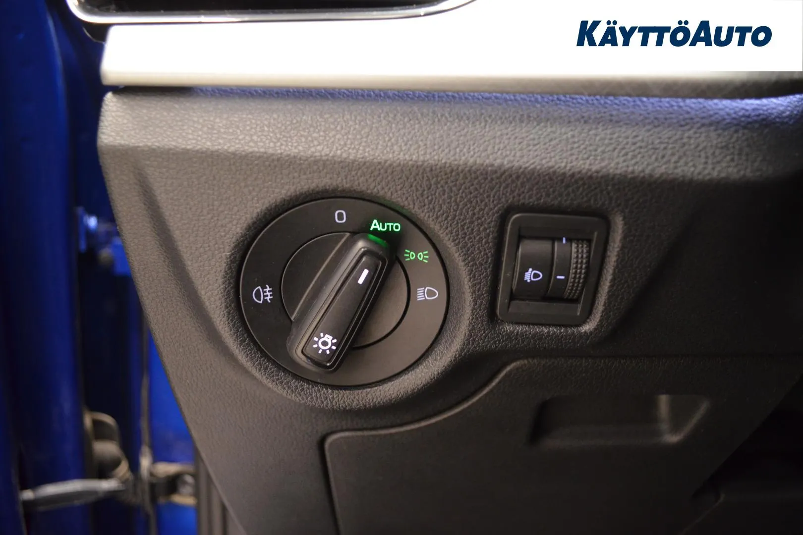 SKODA Kamiq CRO-410 carousel image