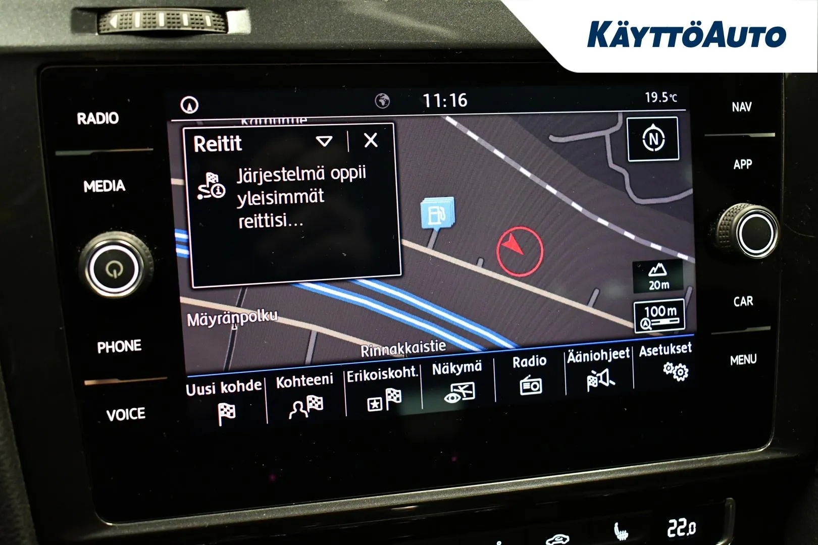 VOLKSWAGEN Golf MNK-232 carousel image