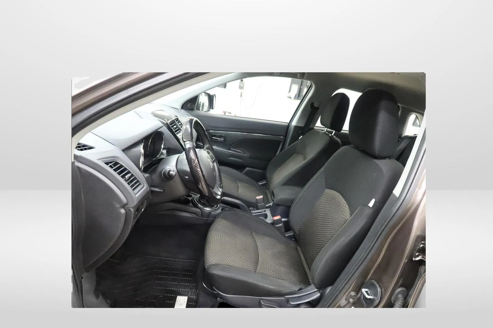 Mitsubishi ASX BTJ-652 carousel image