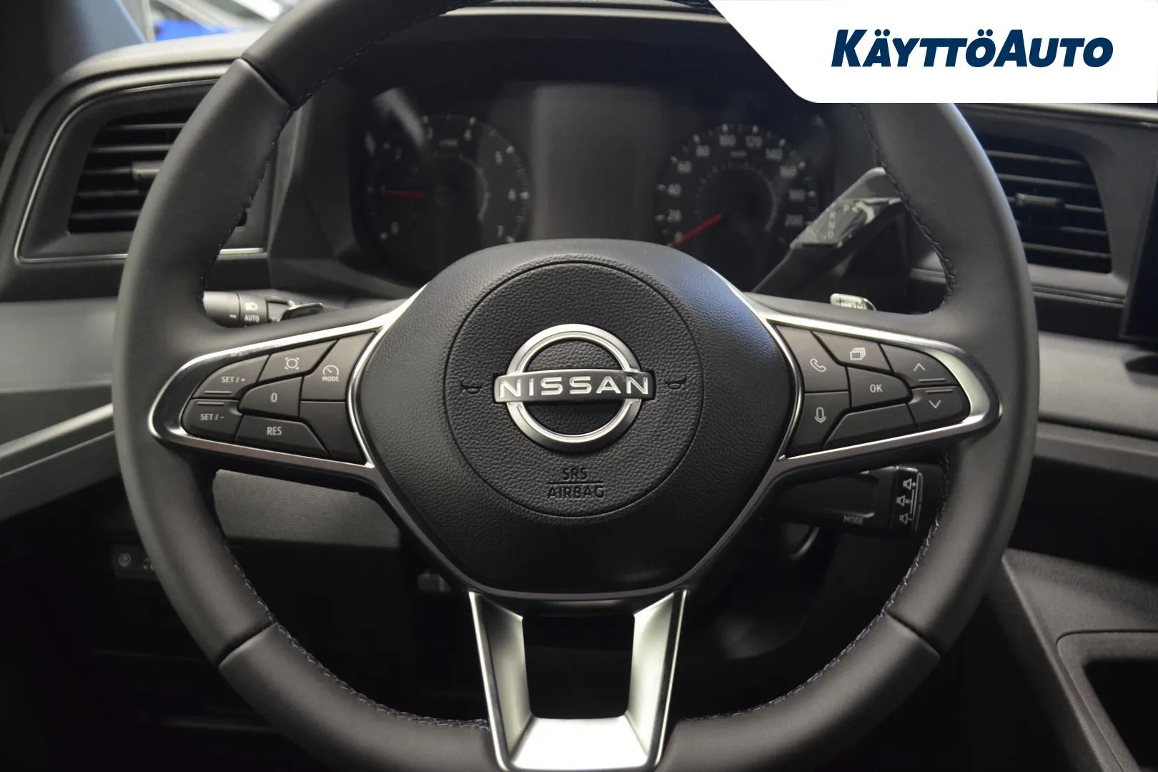 Nissan Interstar CSN-717 carousel image