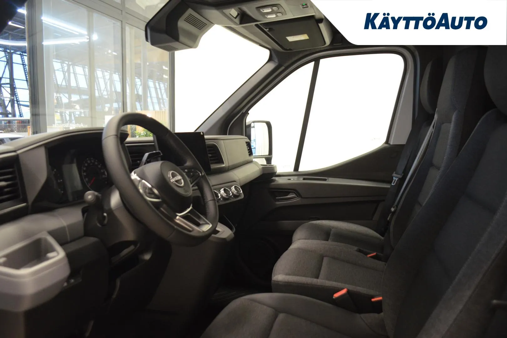 Nissan Interstar CSN-717 carousel image