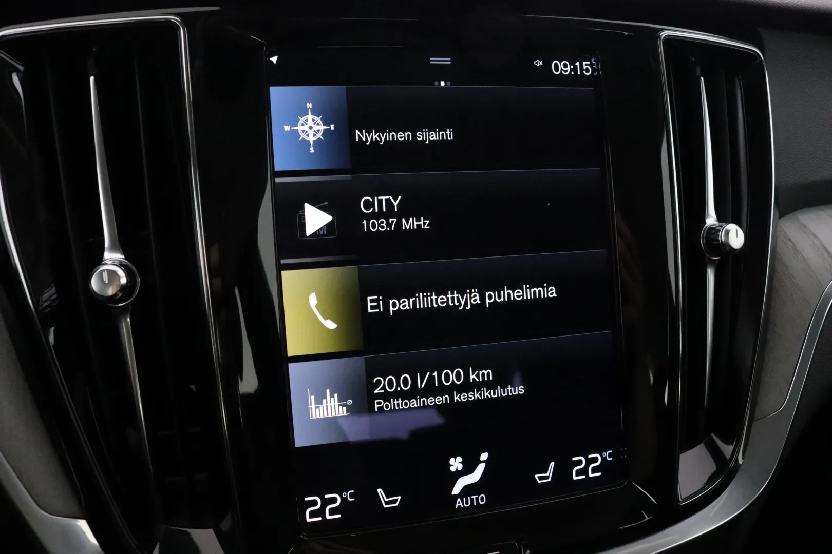 VOLVO V60 Cross Country JTS-145 carousel image