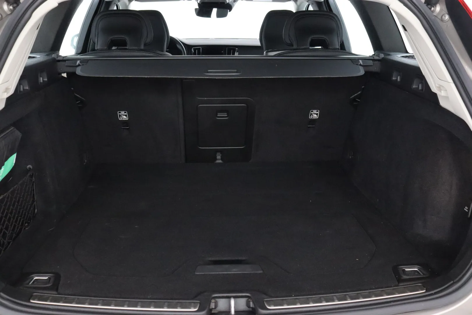 VOLVO V60 Cross Country JTS-145 carousel image