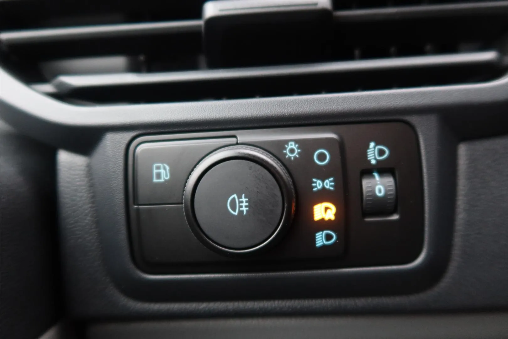 Ford Transit Custom JOI-169 carousel image