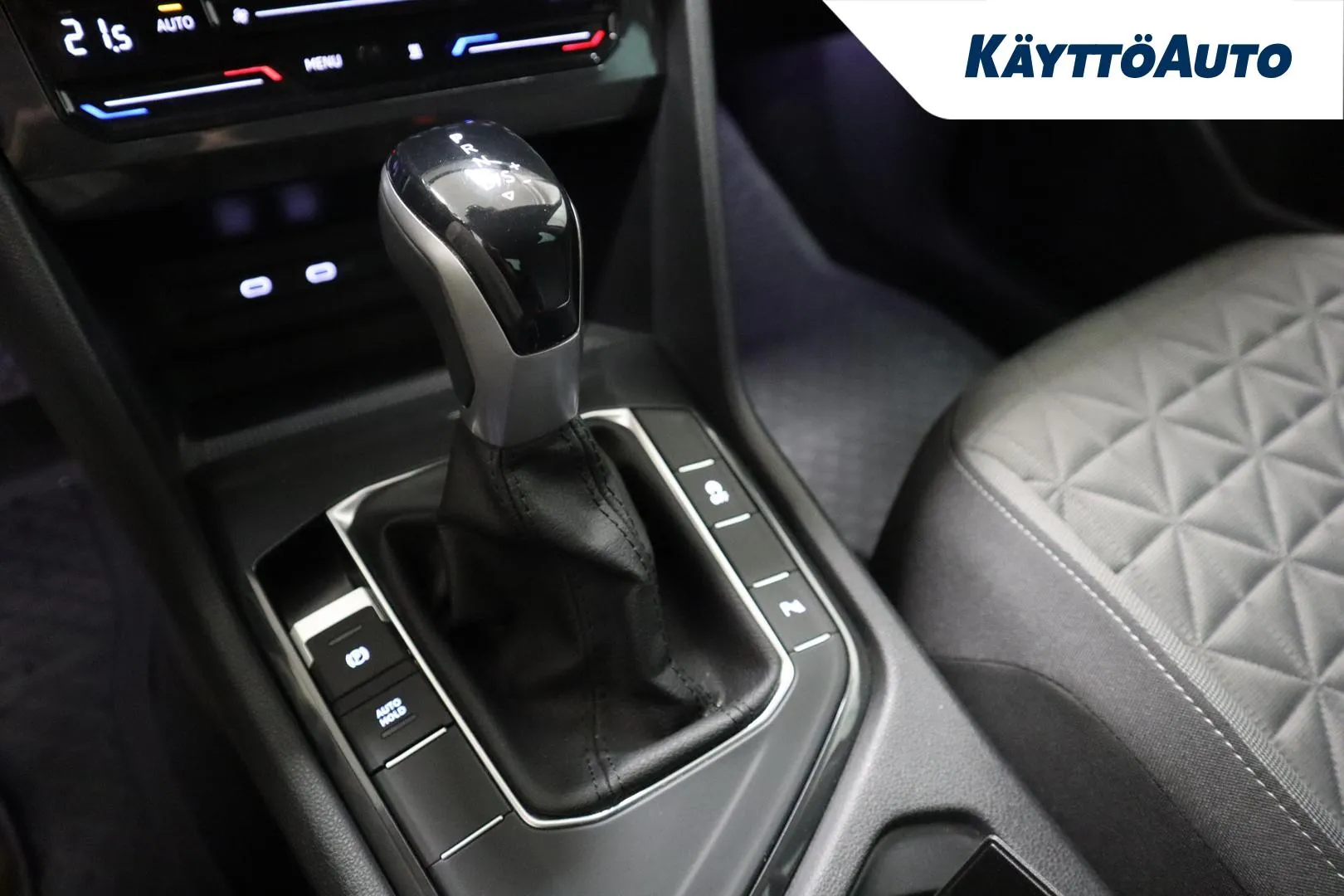 VOLKSWAGEN Tiguan FPC-966 carousel image