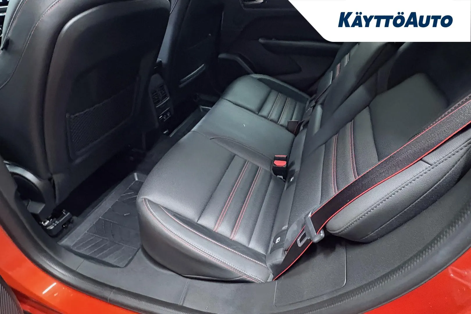 RENAULT Arkana EUH-591 carousel image