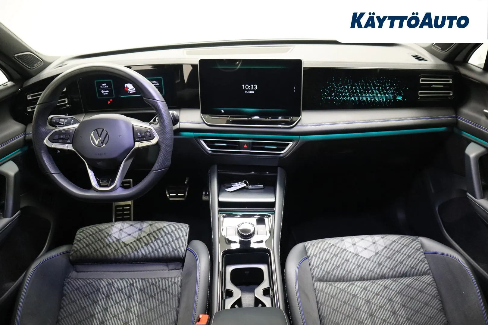 VOLKSWAGEN Tiguan ZPC-619 carousel image