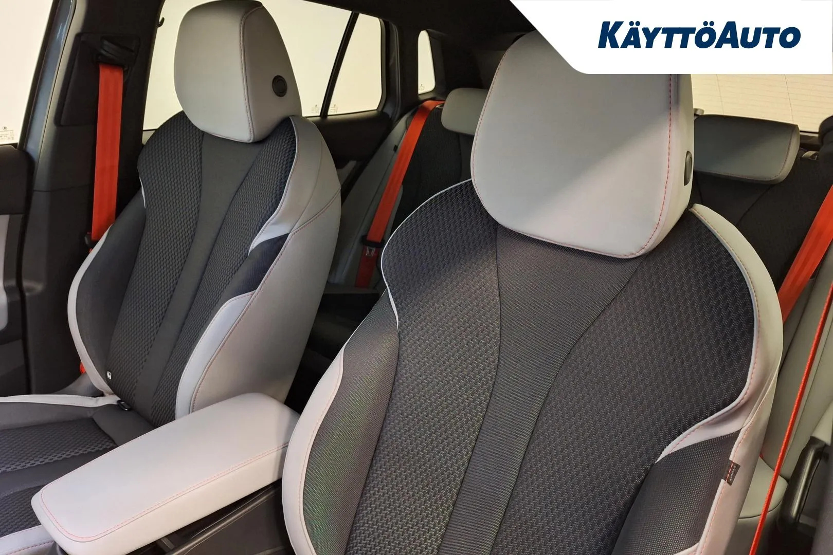 Skoda Elroq JOM-813 carousel image