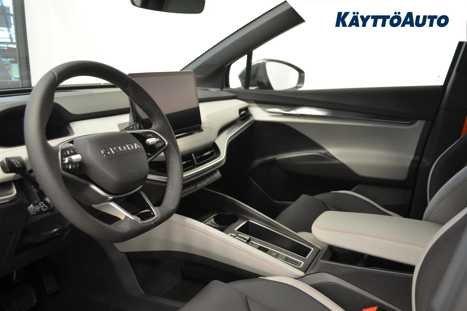Skoda Elroq JOM-813 carousel image