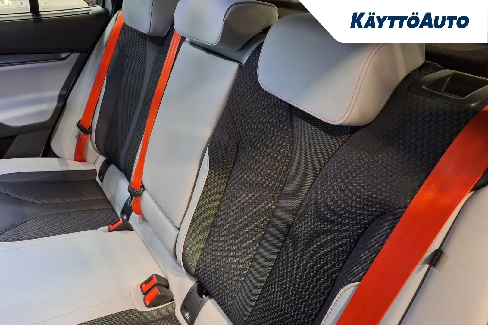 Skoda Elroq JOM-813 carousel image