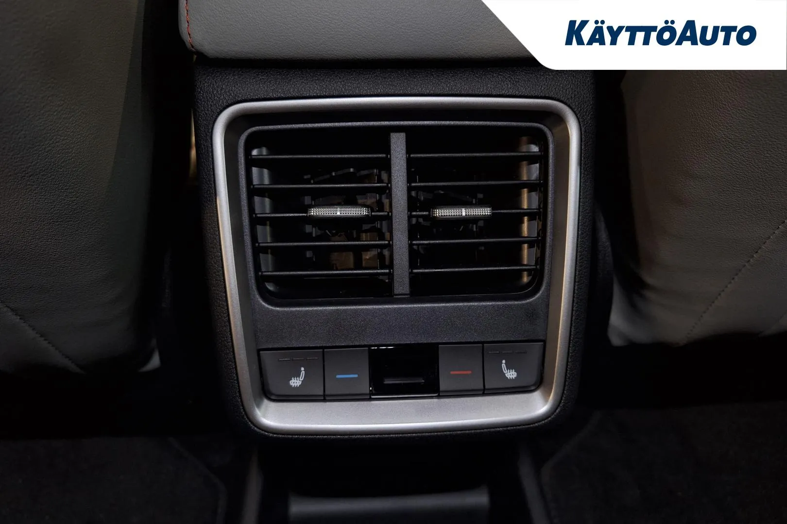 Skoda Elroq JOM-813 carousel image