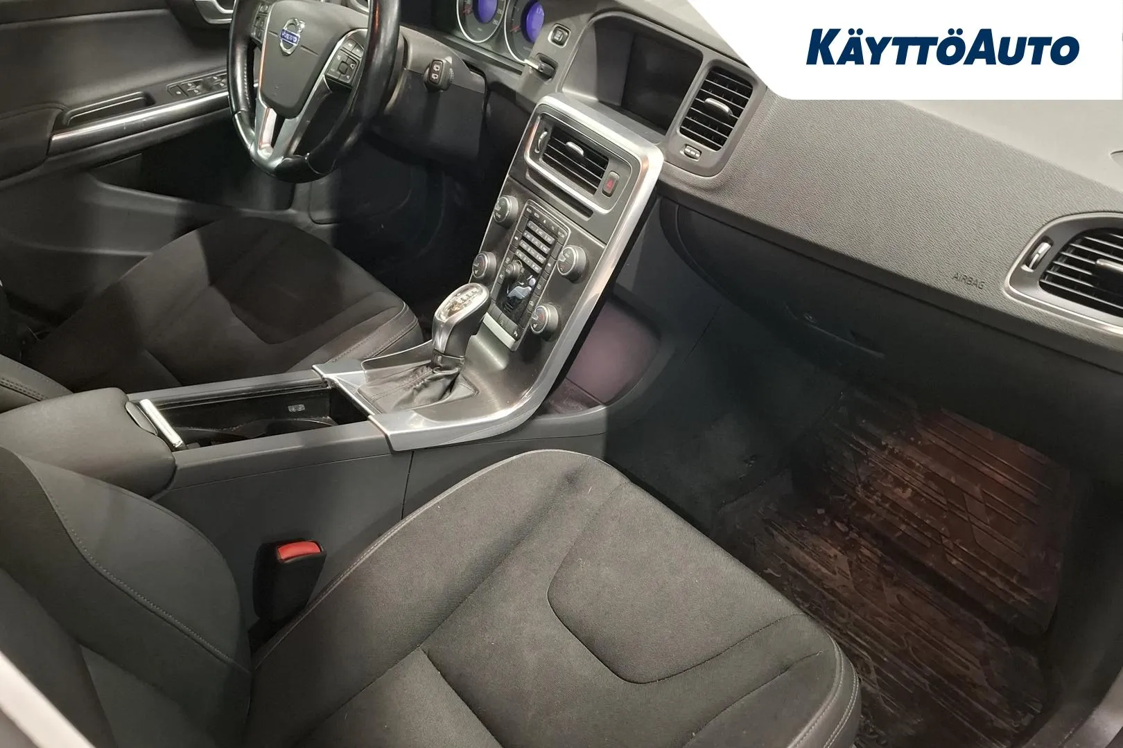 VOLVO V60 BRB-940 carousel image