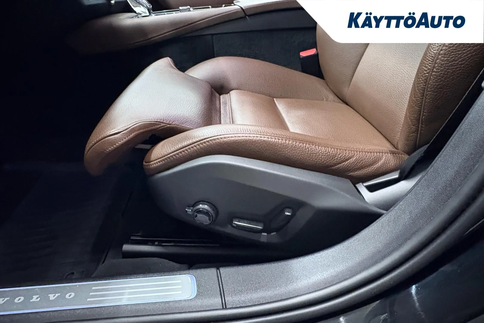 VOLVO S90 GNT-455 carousel image