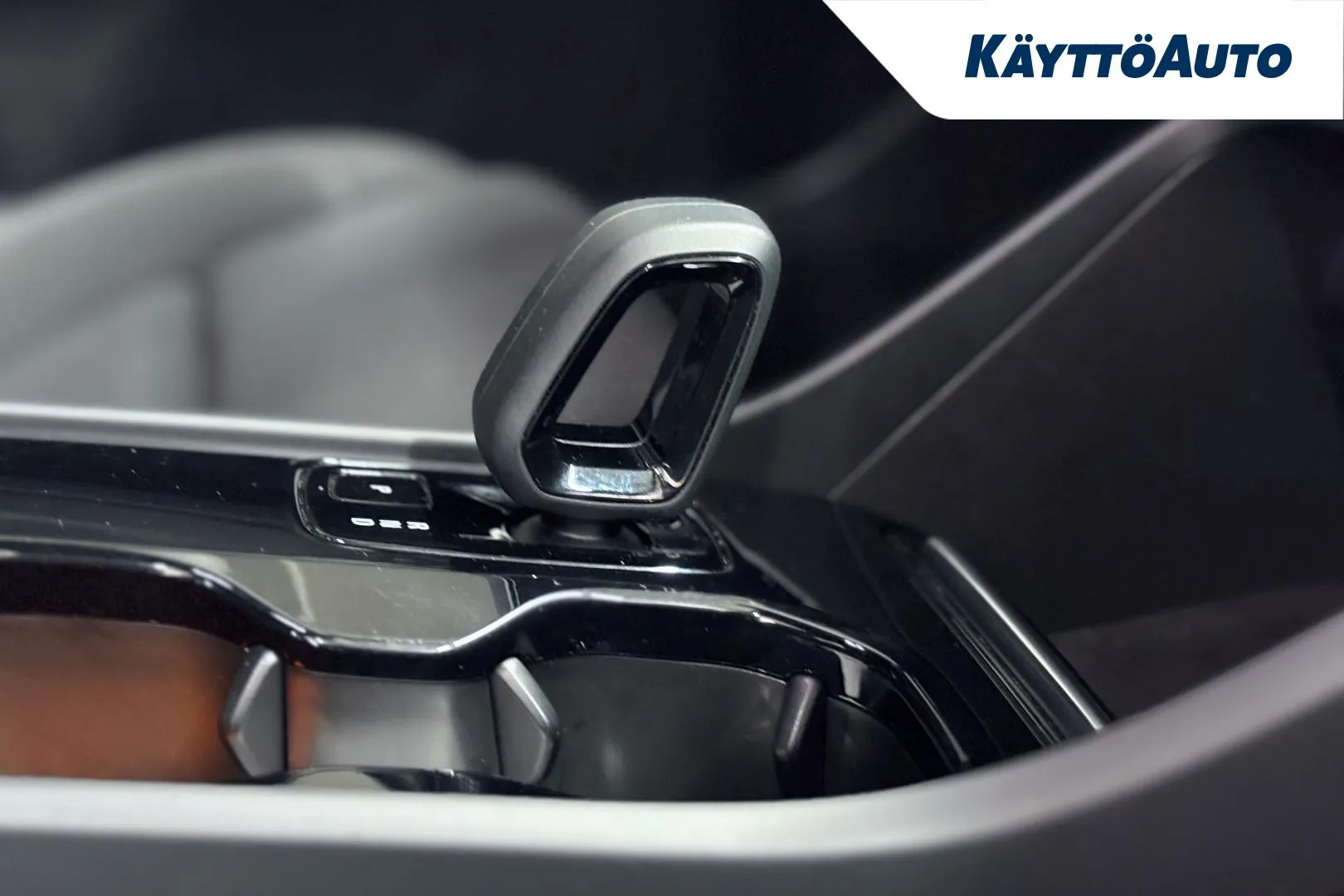 VOLVO XC40 MOL-797 carousel image