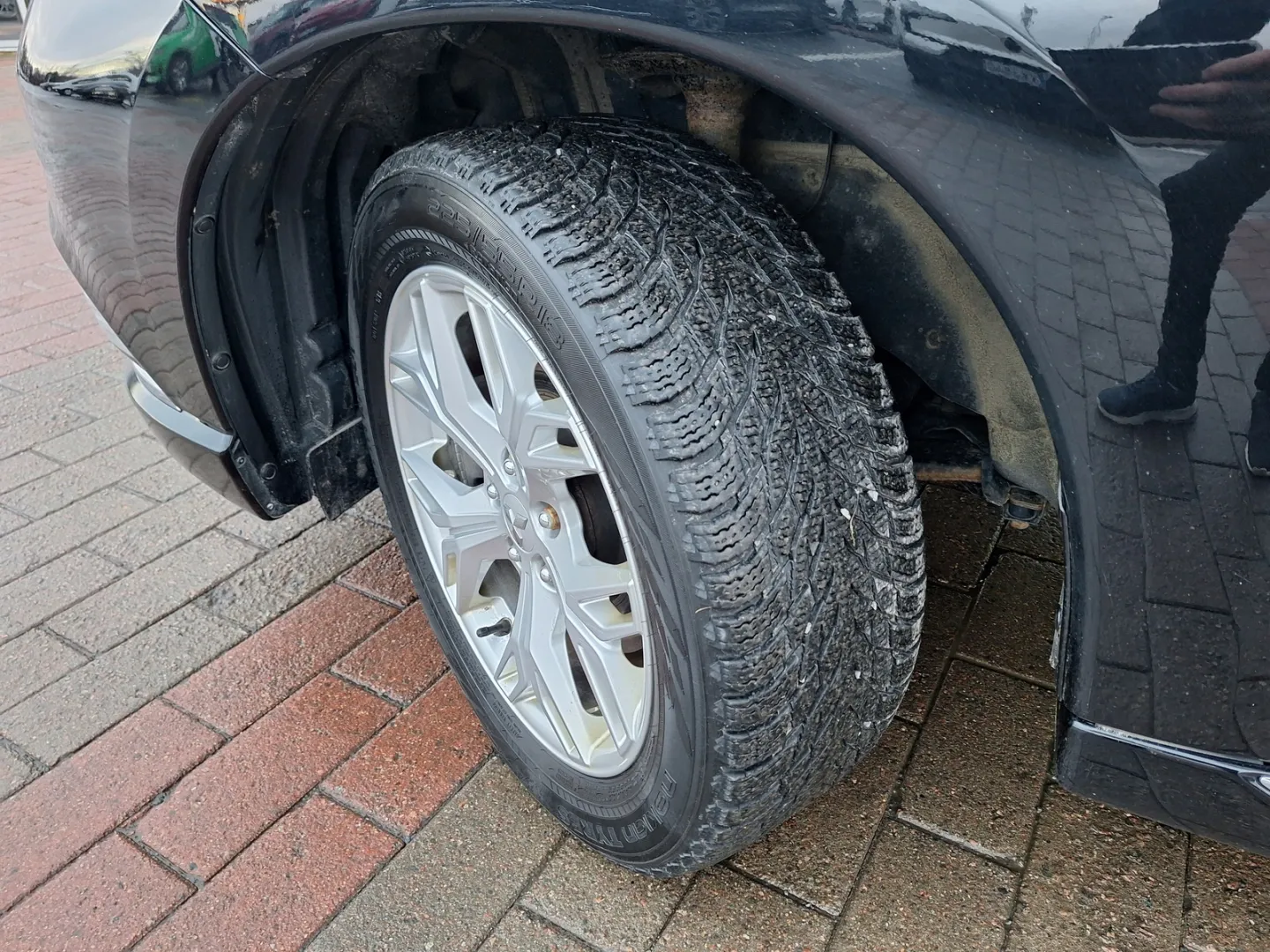 Mitsubishi Outlander PHEV SVZ-105 carousel image