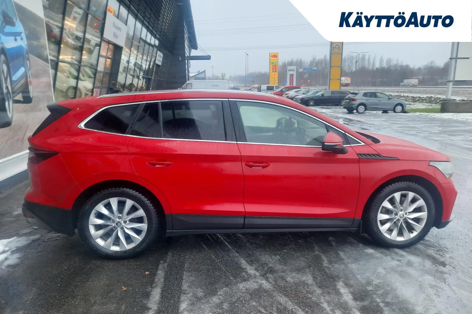 SKODA Enyaq OZY-908 carousel image