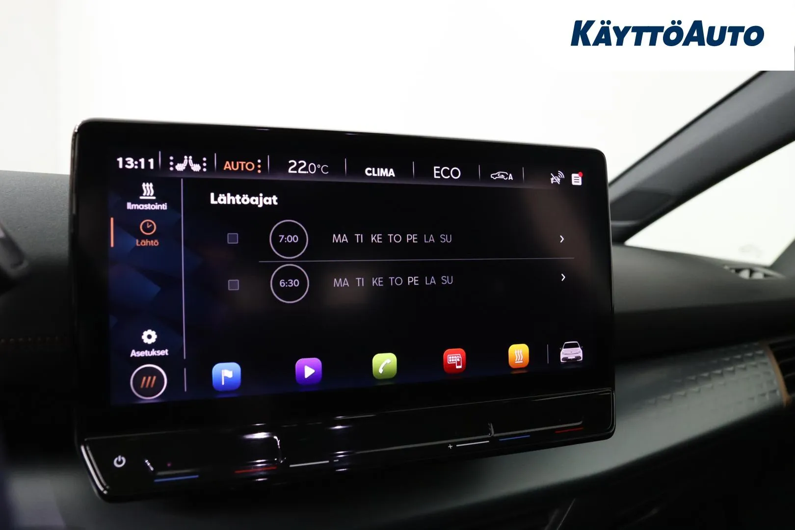 CUPRA Born FOZ-769 carousel image