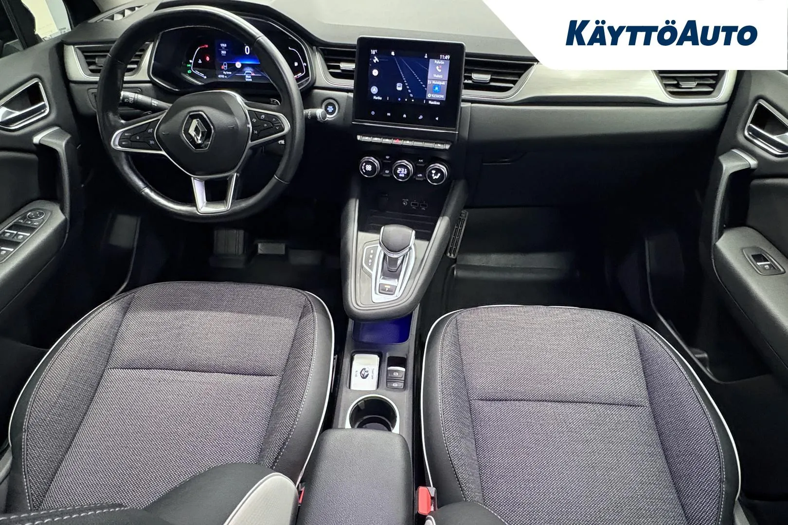 RENAULT Captur NLY-425 carousel image