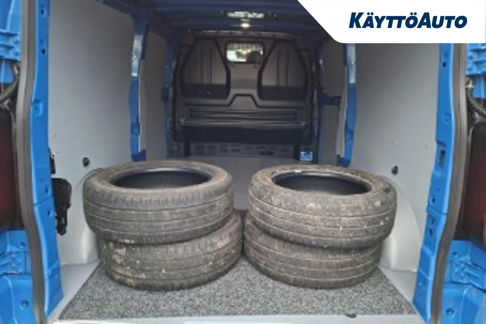 VOLKSWAGEN Transporter XTL-470 carousel image