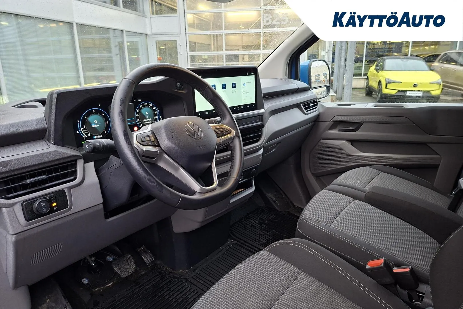 VOLKSWAGEN Transporter XTL-470 carousel image