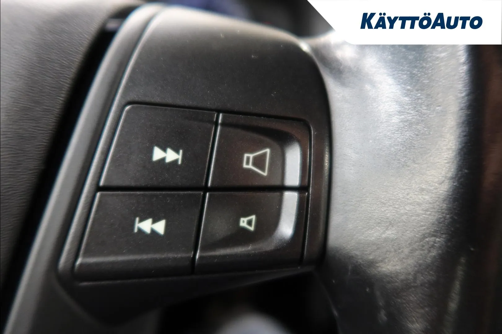 Volvo S80 GJA-160 carousel image