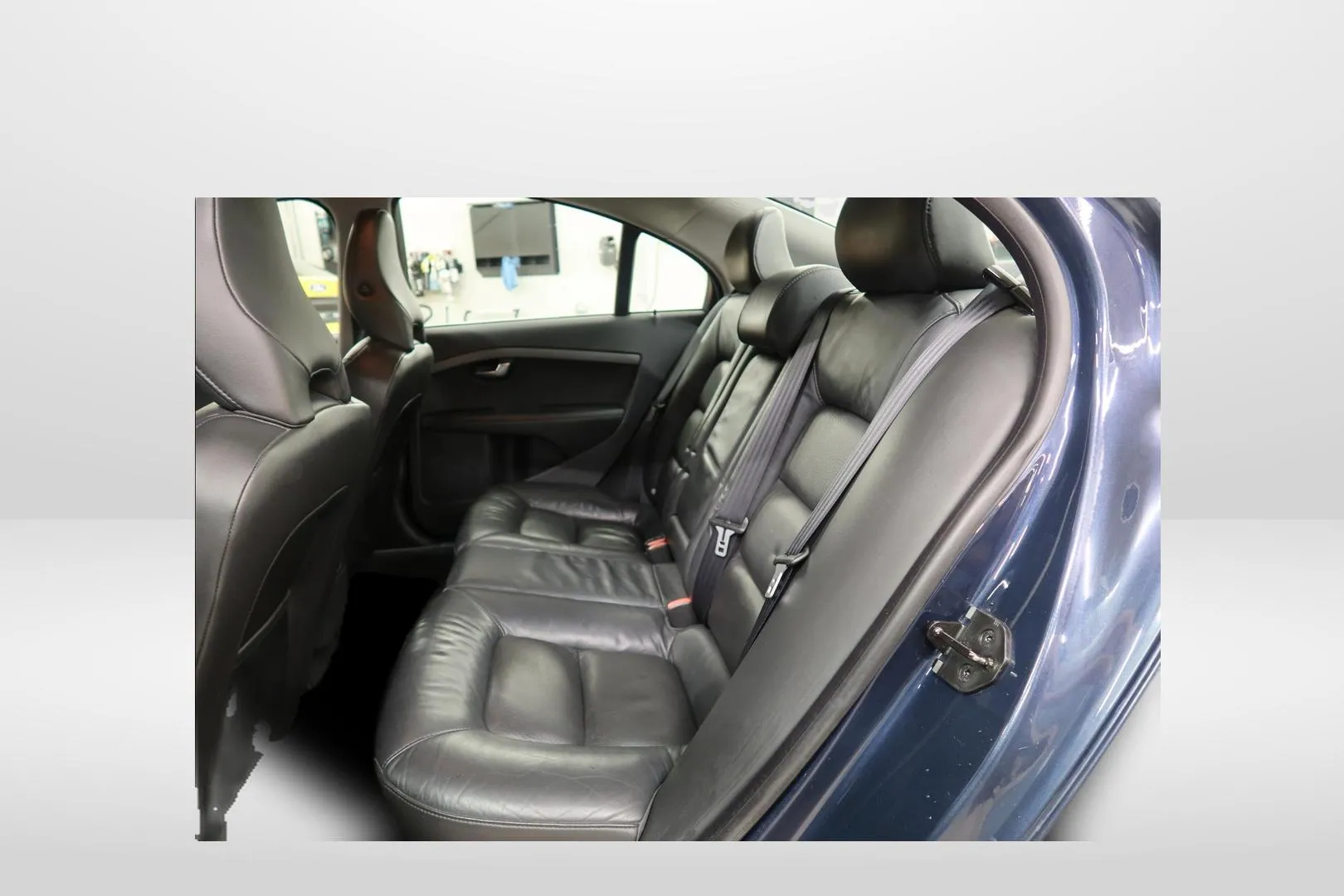 Volvo S80 GJA-160 carousel image