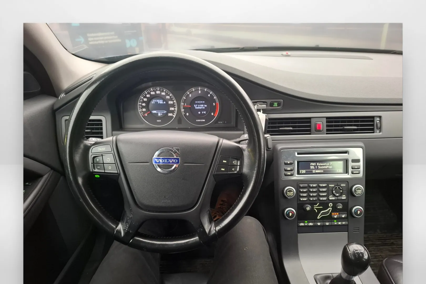 Volvo S80 GJA-160 carousel image