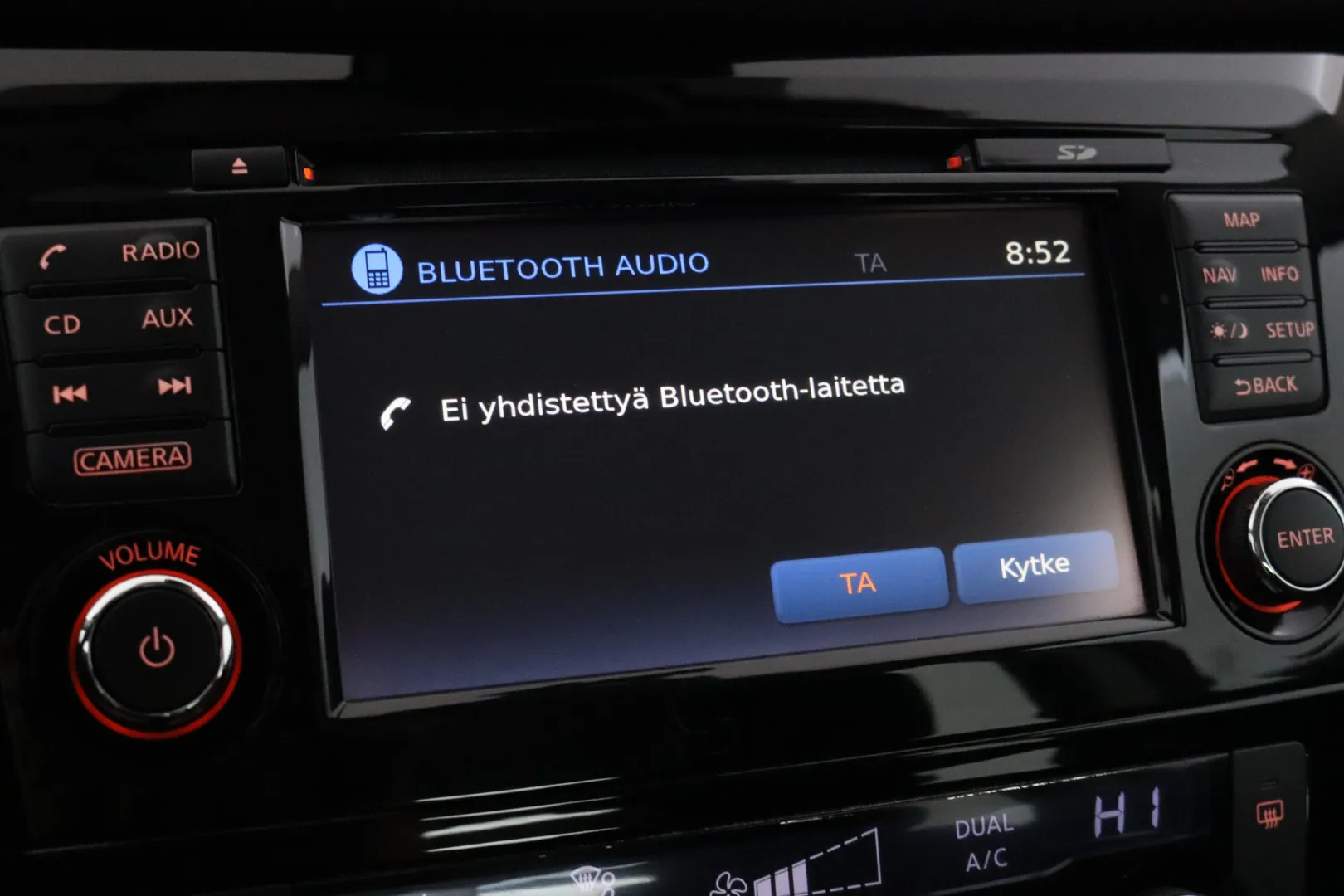 NISSAN Qashqai BSS-166 carousel image