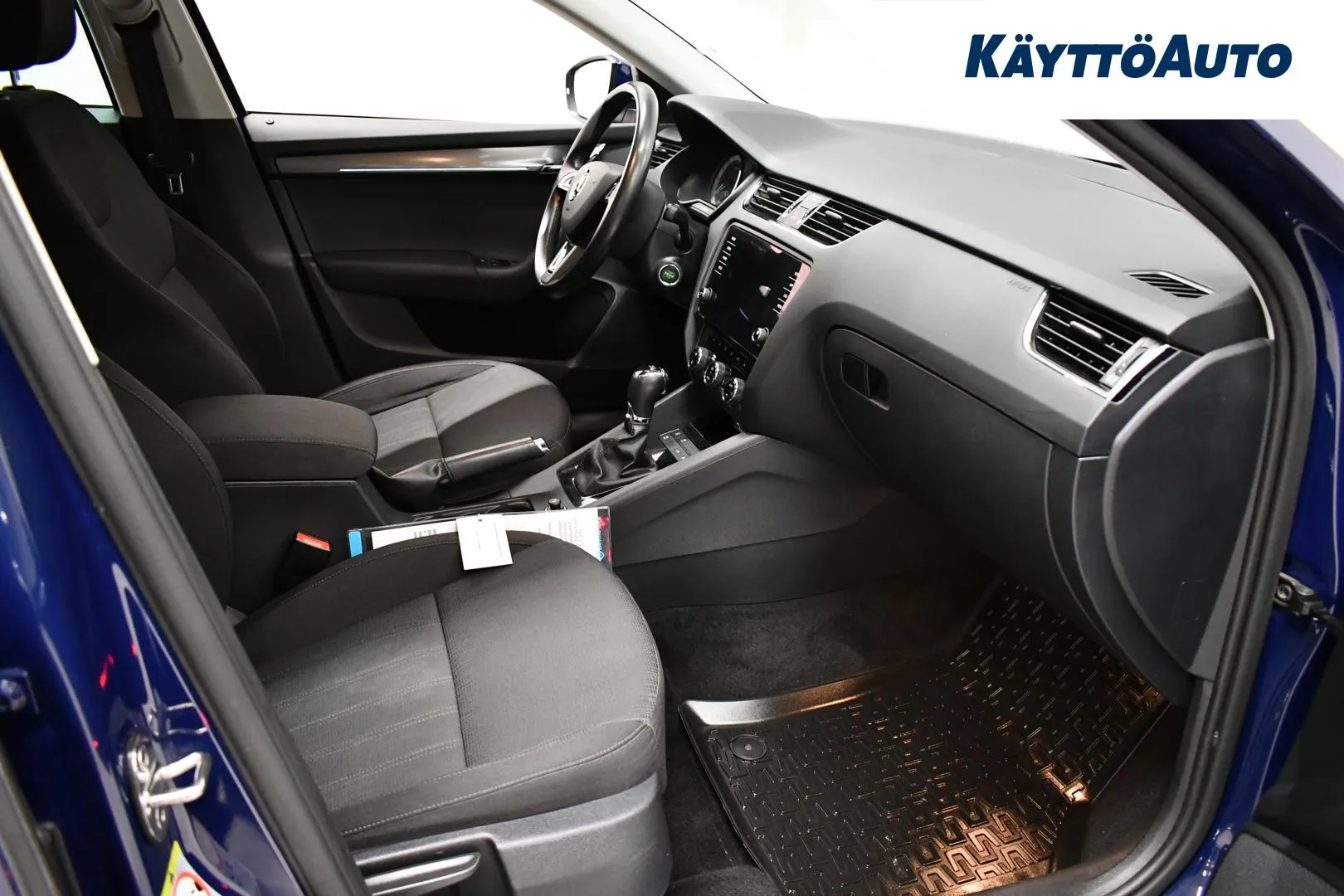 SKODA Octavia ZLT-370 carousel image