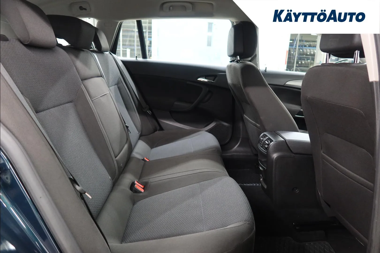 OPEL Insignia OUK-433 carousel image