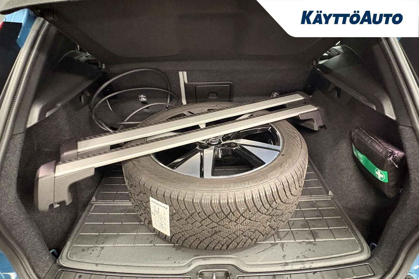 VOLVO EX40 ISV-855 carousel image