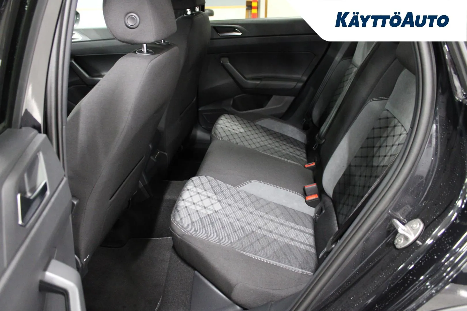 Volkswagen Taigo LTO-534 carousel image